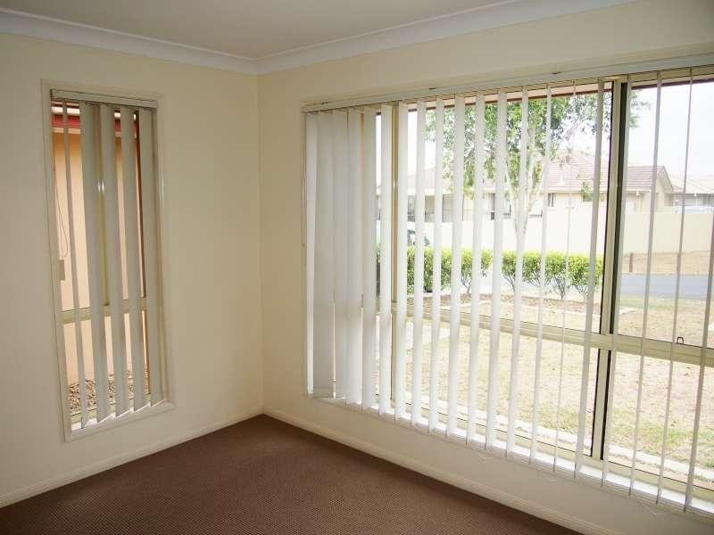 12 Apsley Crescent, Parkinson QLD 4115