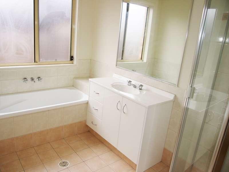 12 Apsley Crescent, Parkinson QLD 4115
