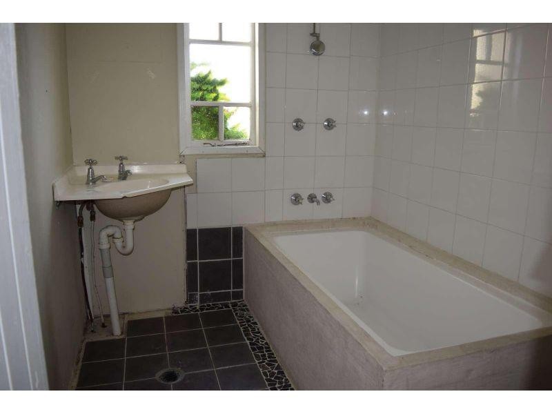 17 Newdegate Street, Greenslopes QLD 4120