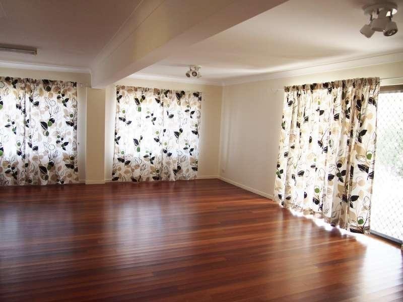 2 Hermitate Street, Eight Mile Plains QLD 4113