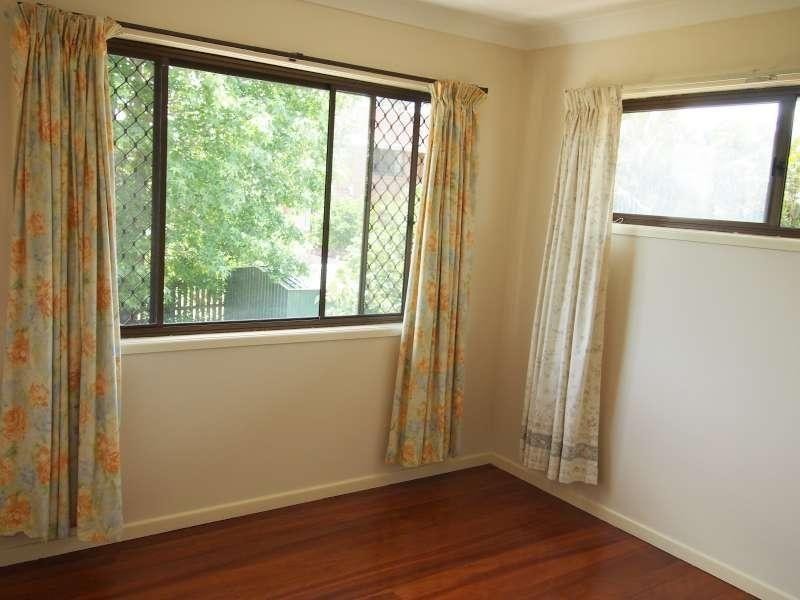 2 Hermitate Street, Eight Mile Plains QLD 4113