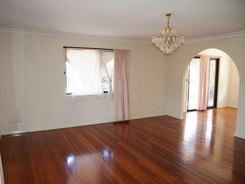 2 Hermitate Street, Eight Mile Plains QLD 4113