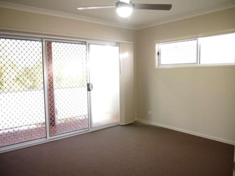 3/7 Oasis Close, Manly QLD 4179