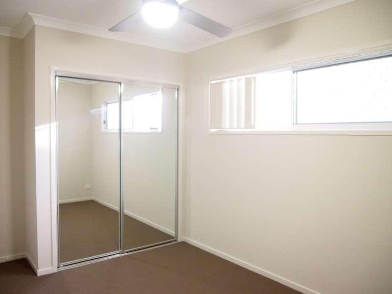 3/7 Oasis Close, Manly QLD 4179