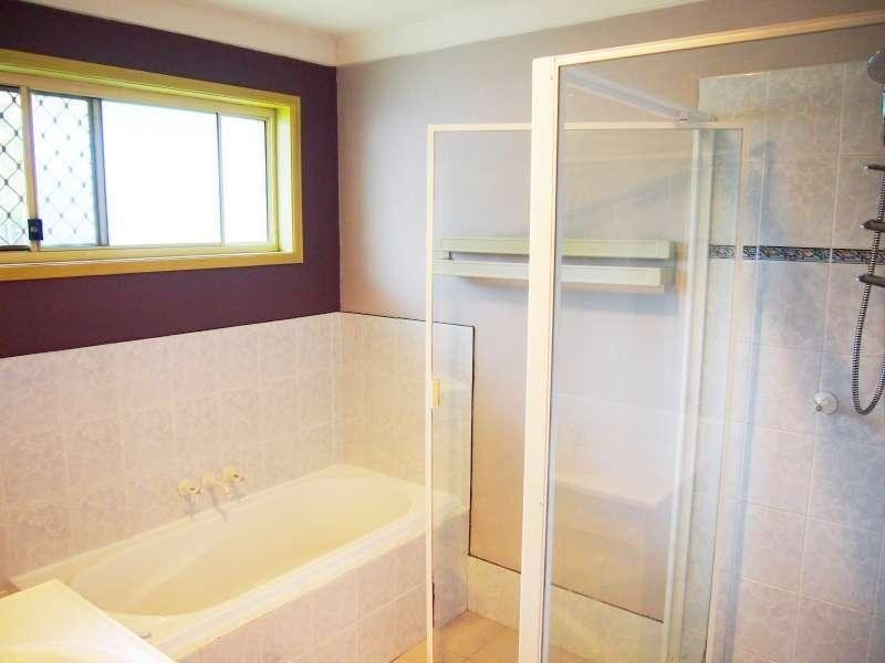 12 Calais Close, Sunnybank Hills QLD 4109