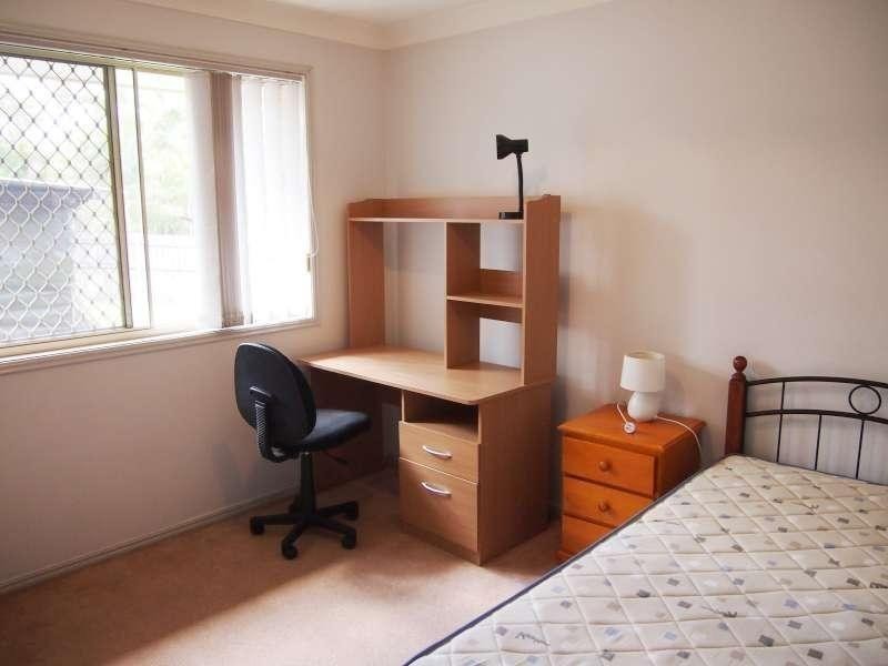 12 Calais Close, Sunnybank Hills QLD 4109