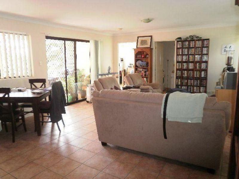 11/16 Jellicoe Street, Coorparoo QLD 4151