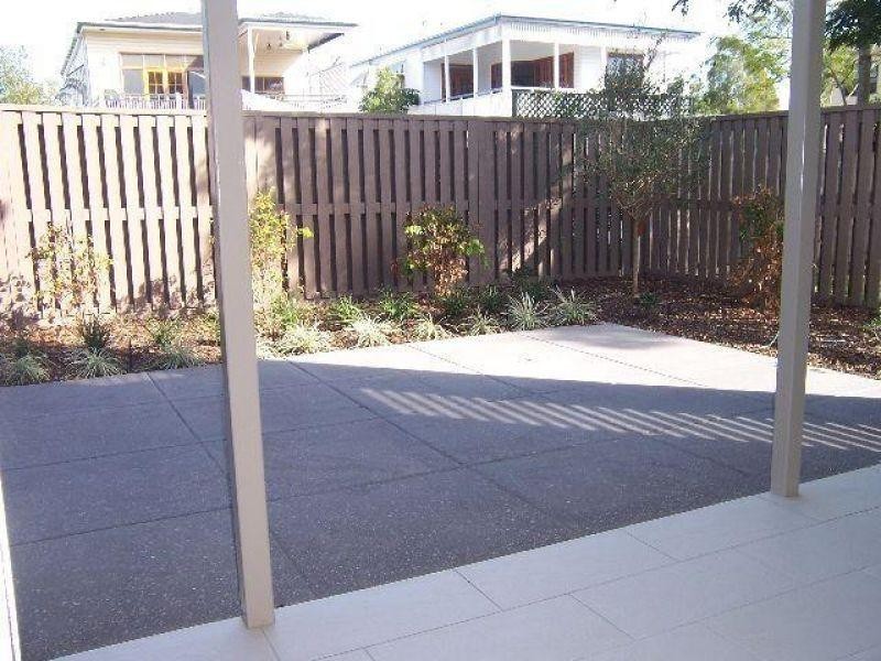 4/34 Barton Road, Hawthorne QLD 4171