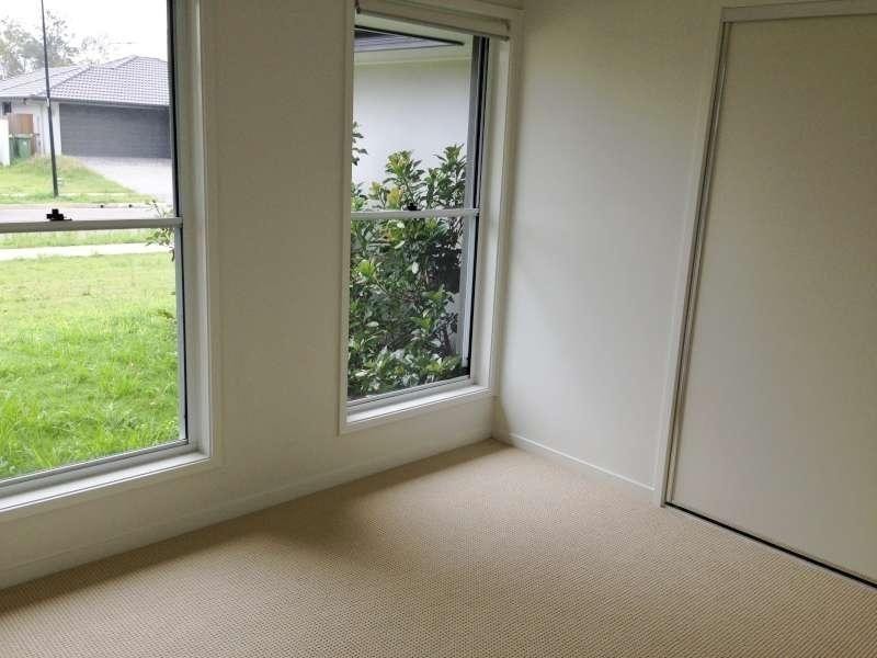 13 Emerson Road, Windaroo QLD 4207