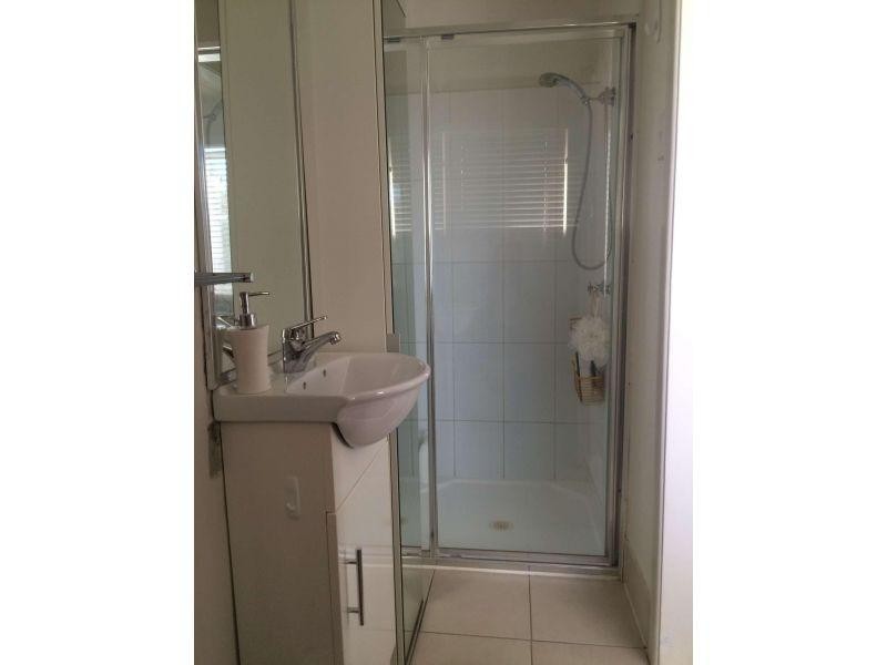 4/9 Parooba Avenue, Camp Hill QLD 4152