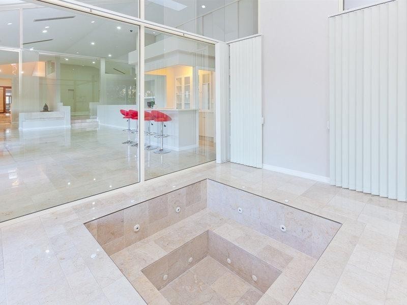 174 Springwood Road, Springwood QLD 4127