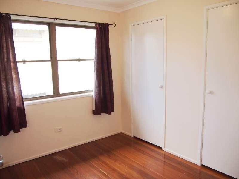 76 Granadilla Street, Macgregor QLD 4109