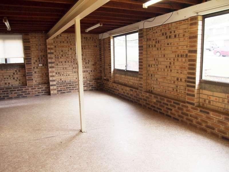 76 Granadilla Street, Macgregor QLD 4109