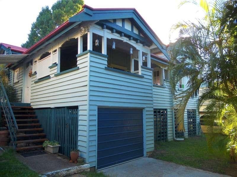 97 Chaucer Street, Moorooka QLD 4105