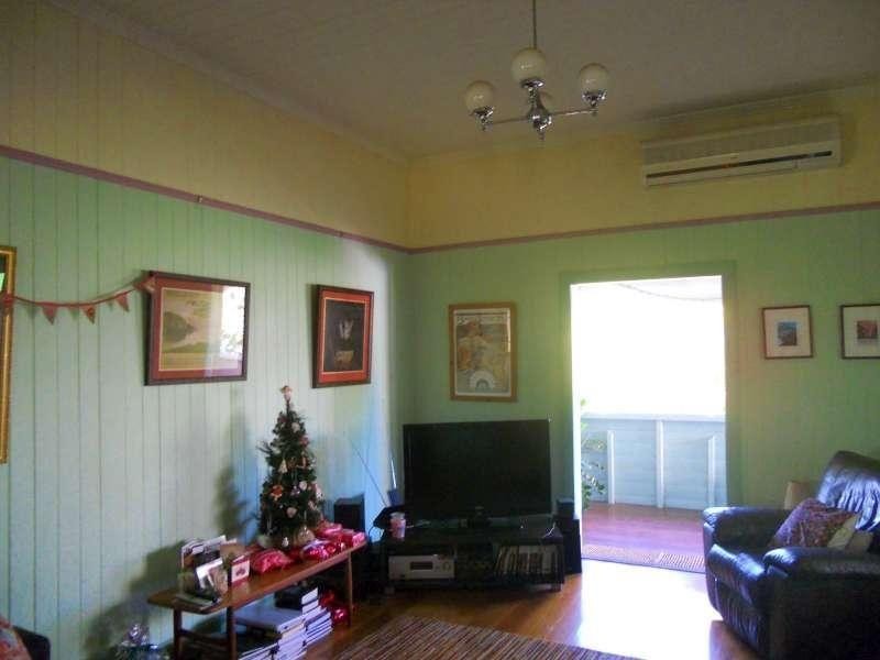 97 Chaucer Street, Moorooka QLD 4105