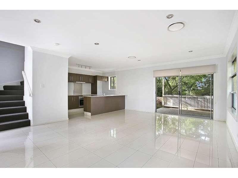3/27 Portland Street, Annerley QLD 4103