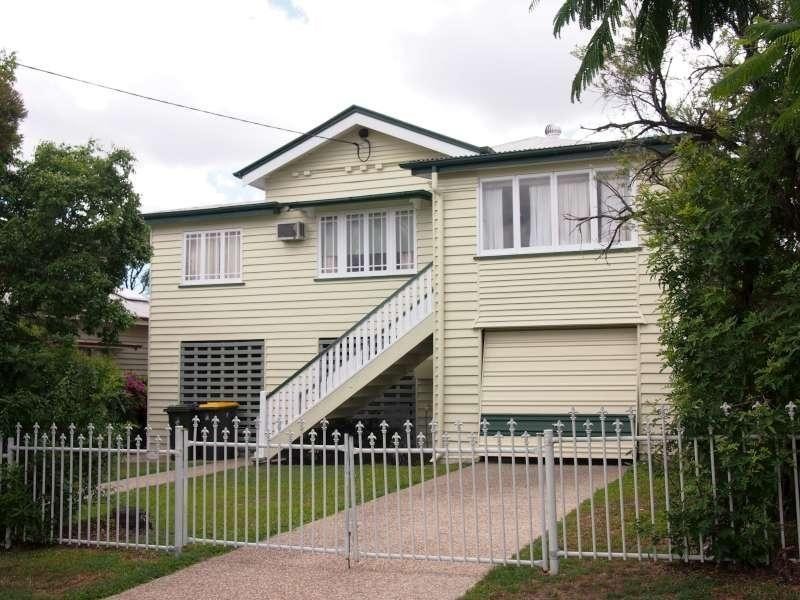 22 Nellie Street, Camp Hill QLD 4152