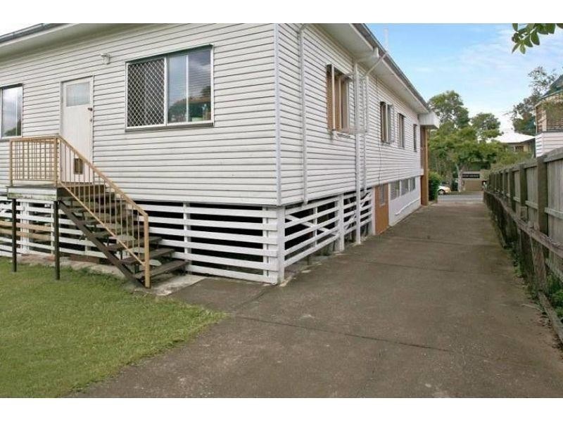 121 Waterton Street, Annerley QLD 4103