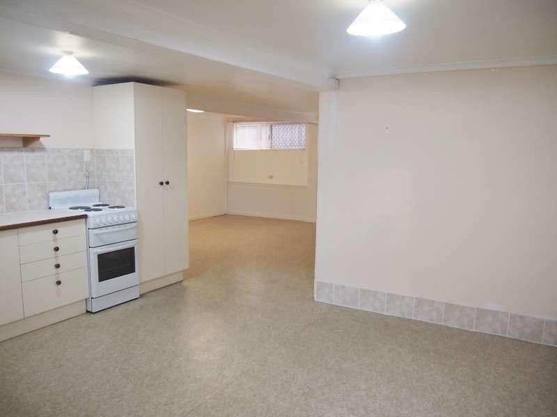 2/121 Waterton St, Annerley QLD 4103
