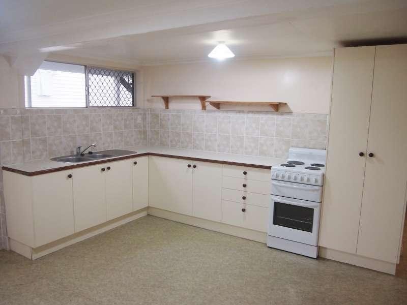 2/121 Waterton St, Annerley QLD 4103