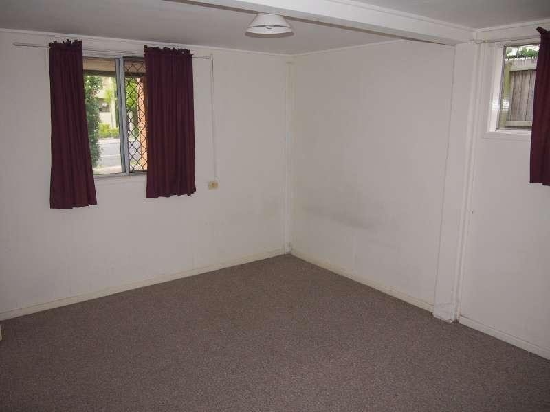 2/121 Waterton St, Annerley QLD 4103