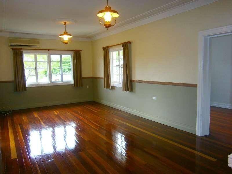97 Macdonald Street, Norman Park QLD 4170