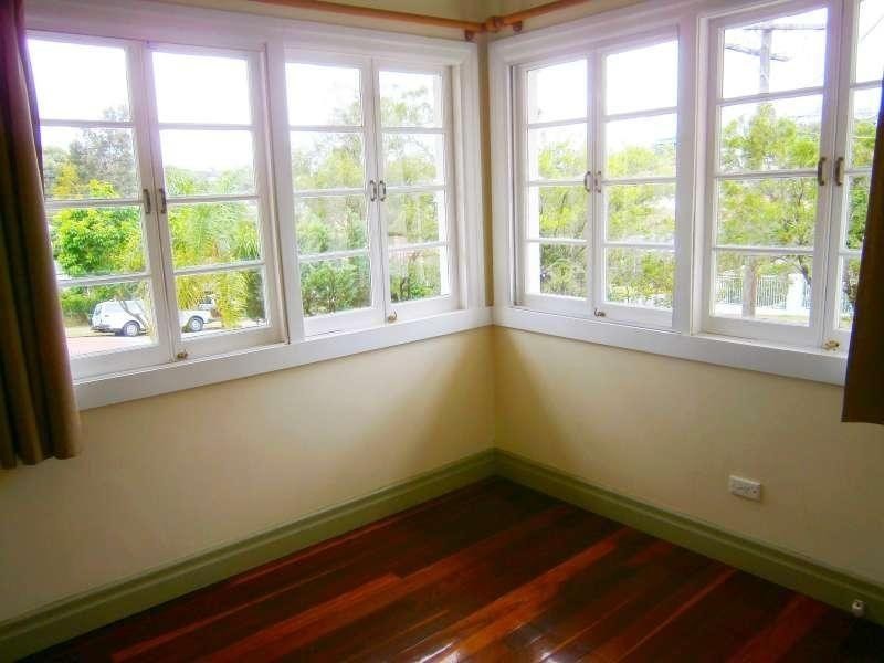 97 Macdonald Street, Norman Park QLD 4170