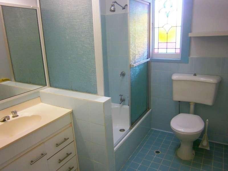 97 Macdonald Street, Norman Park QLD 4170
