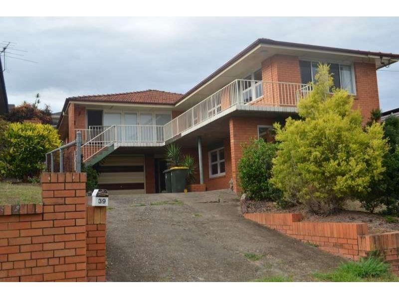 39 Dagmar Street, Holland Park West QLD 4121