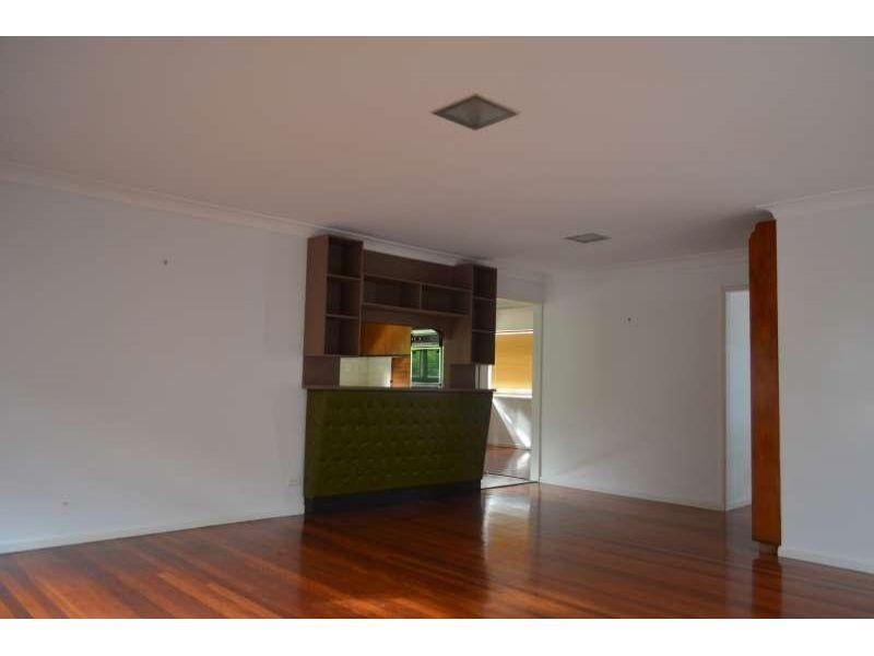 39 Dagmar Street, Holland Park West QLD 4121