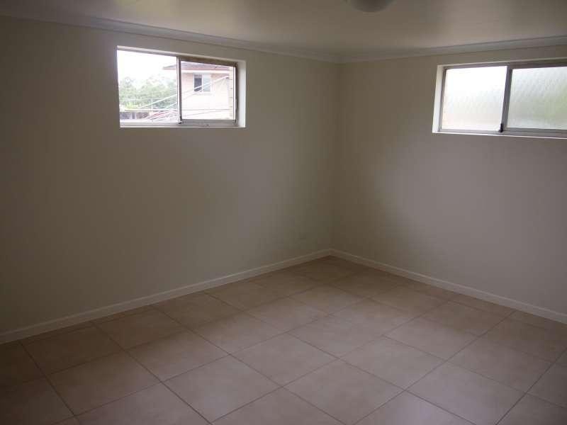 74 Granadilla Street, Macgregor QLD 4109