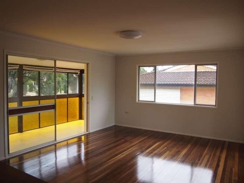 74 Granadilla Street, Macgregor QLD 4109