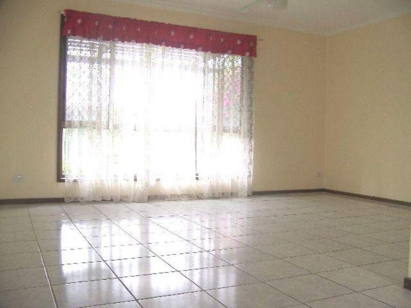 211 Gowan Road, Sunnybank Hills QLD 4109