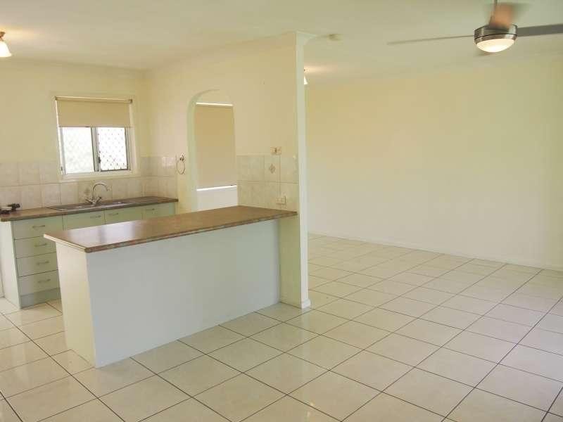 46 Wantana Crescent, Edens Landing QLD 4207