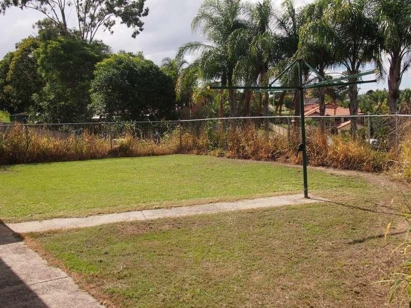 46 Wantana Crescent, Edens Landing QLD 4207