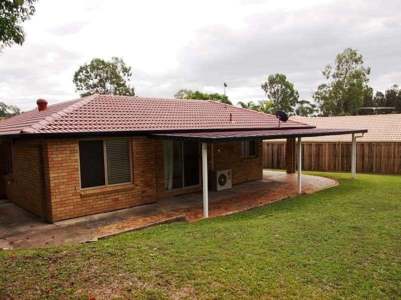 115 Castile Crescent, Edens Landing QLD 4207