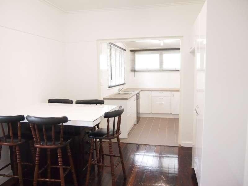 263 Ferguson Road, Norman Park QLD 4170