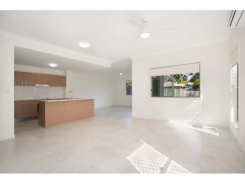 1/21 Errol Street, Loganlea QLD 4131
