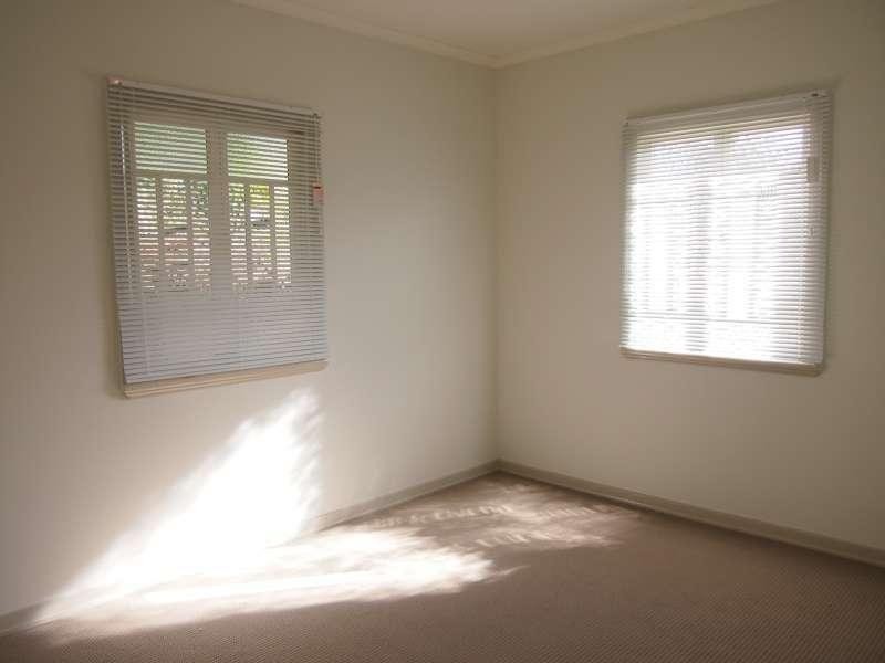 24 Bale Street, Rocklea QLD 4106