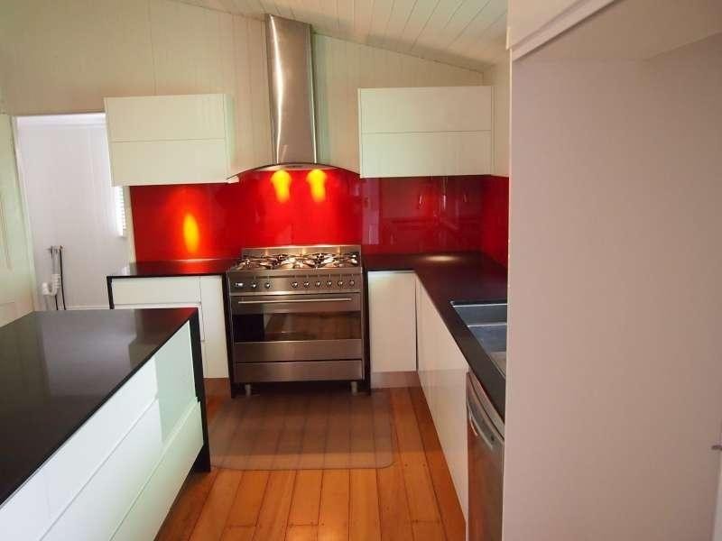 209 Bennetts Road, Norman Park QLD 4170