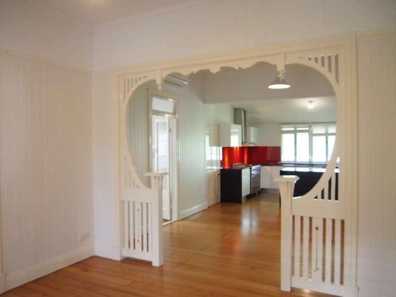 209 Bennetts Road, Norman Park QLD 4170