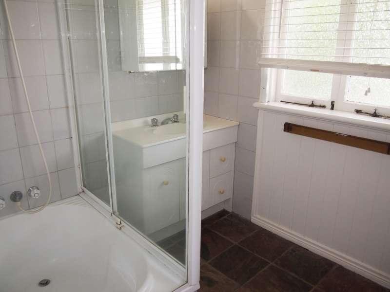 209 Bennetts Road, Norman Park QLD 4170