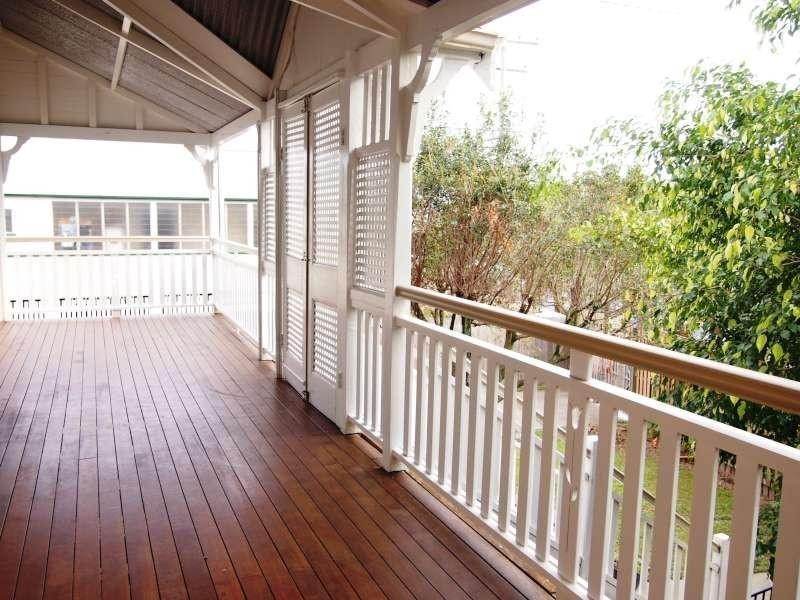 209 Bennetts Road, Norman Park QLD 4170