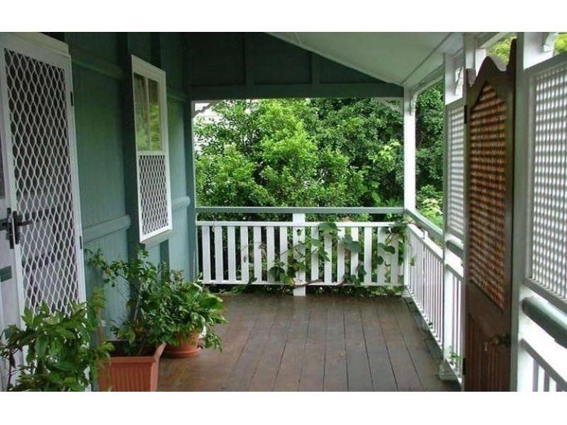 59 Peach Street, Greenslopes QLD 4120