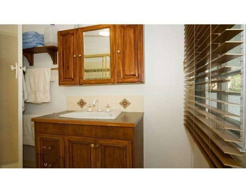 59 Peach Street, Greenslopes QLD 4120