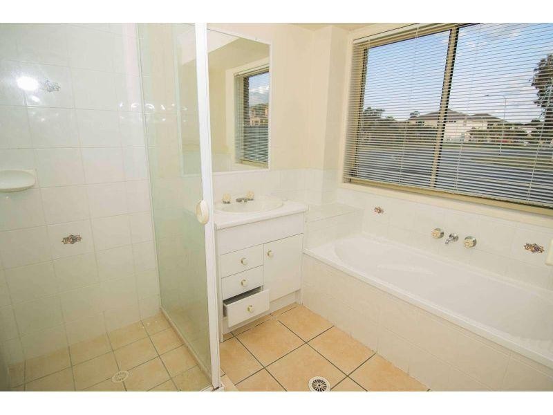 2 Glenbrook Avenue, Victoria Point QLD 4165