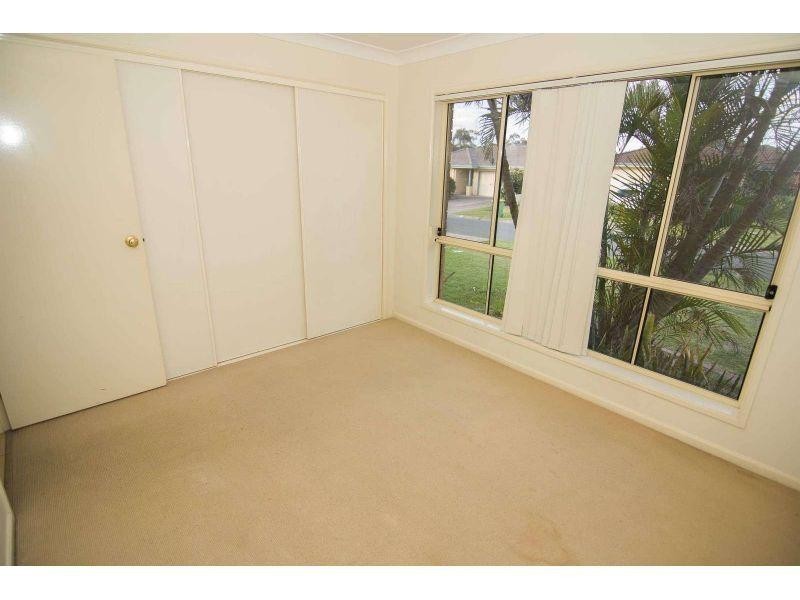 2 Glenbrook Avenue, Victoria Point QLD 4165