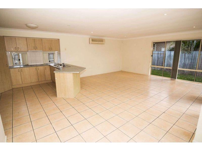 2 Glenbrook Avenue, Victoria Point QLD 4165