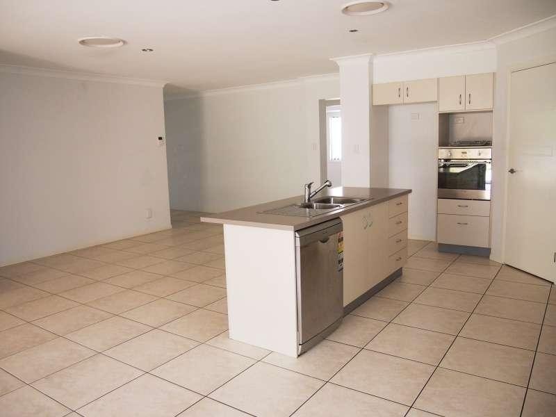 23 Sunningdale Drive, Redland Bay QLD 4165