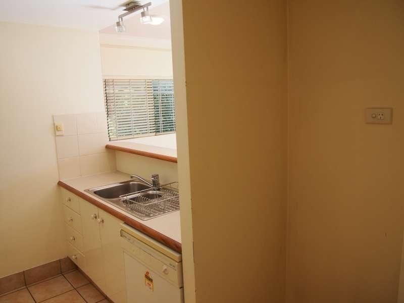 24/10 Goodwin Street, Kangaroo Point QLD 4169